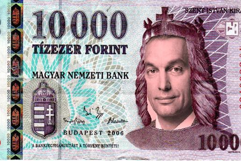 Tovább gyengül a forint