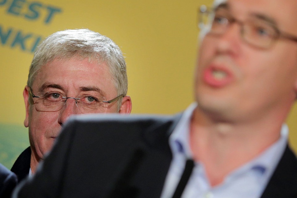 Gyurcsány Ferenc emberei megszállták a fővárosi cégeket