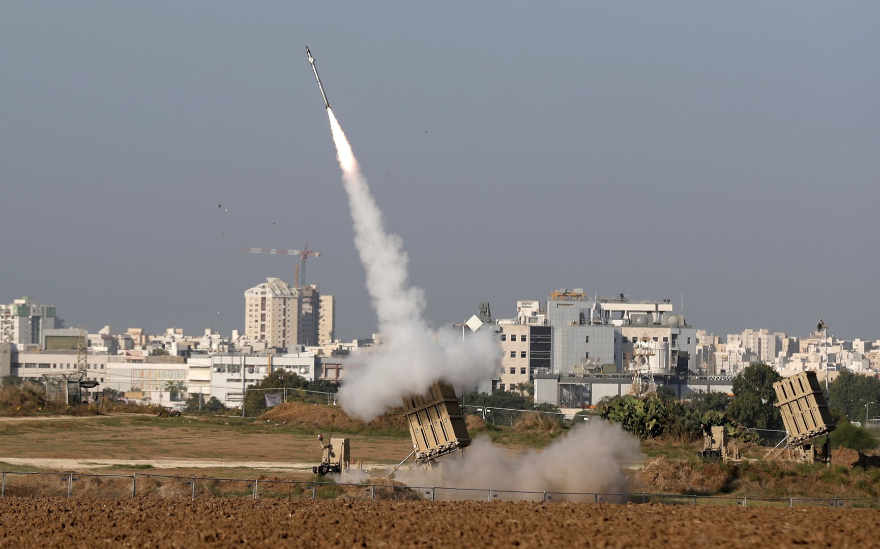 Izrael Szíriát bombázta, halálos áldozatok is vannak
