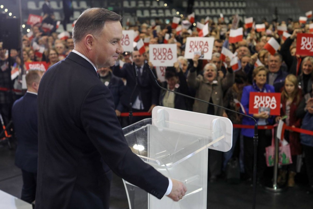 Lengyelországban, puccsal érne fel az elnökválasztás májusi megtartása