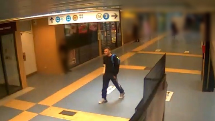 Vasútállomáson tépte le egy nő nyakláncát