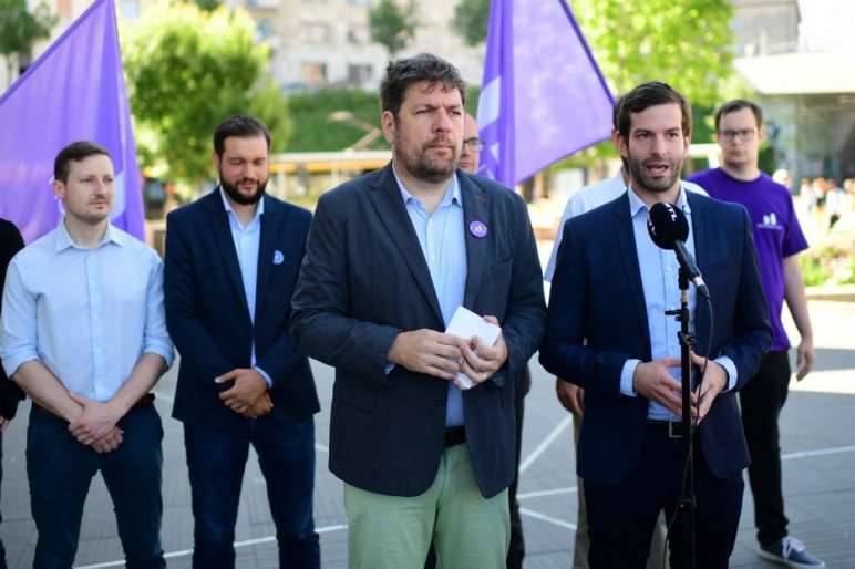A főpolgármester-helyettes szerint aki nem ért egyet a Pride-al, az gyenge és bizonytalan