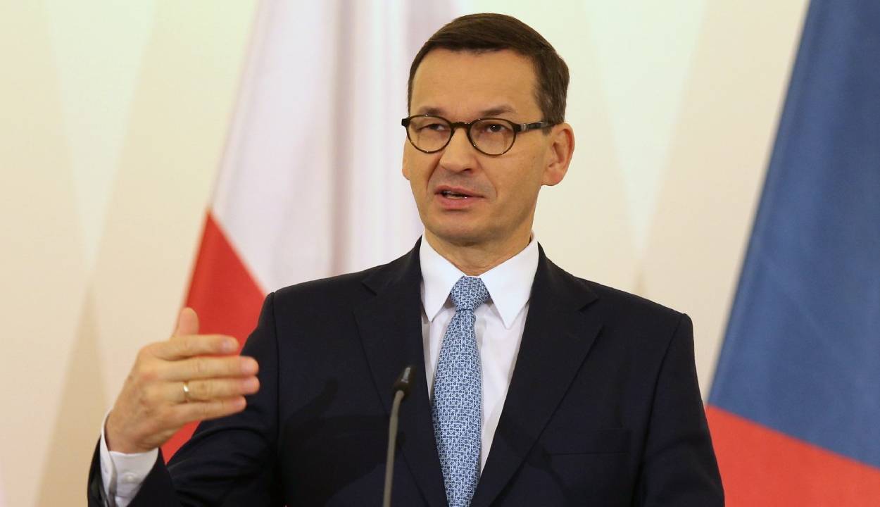 Mateusz Morawiecki rendkívüli uniós csúcs összehívását sürgeti