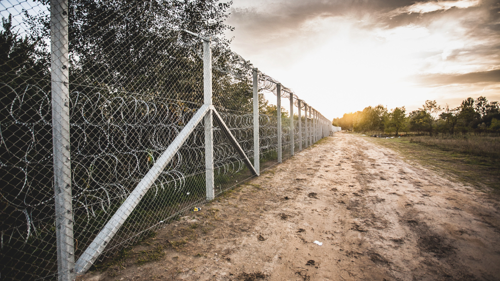 287-en próbálkoztak a hétvégén illegális határátlépéssel