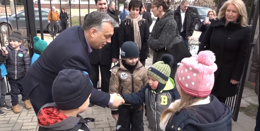 Orbán vörös vonala szivárványos?