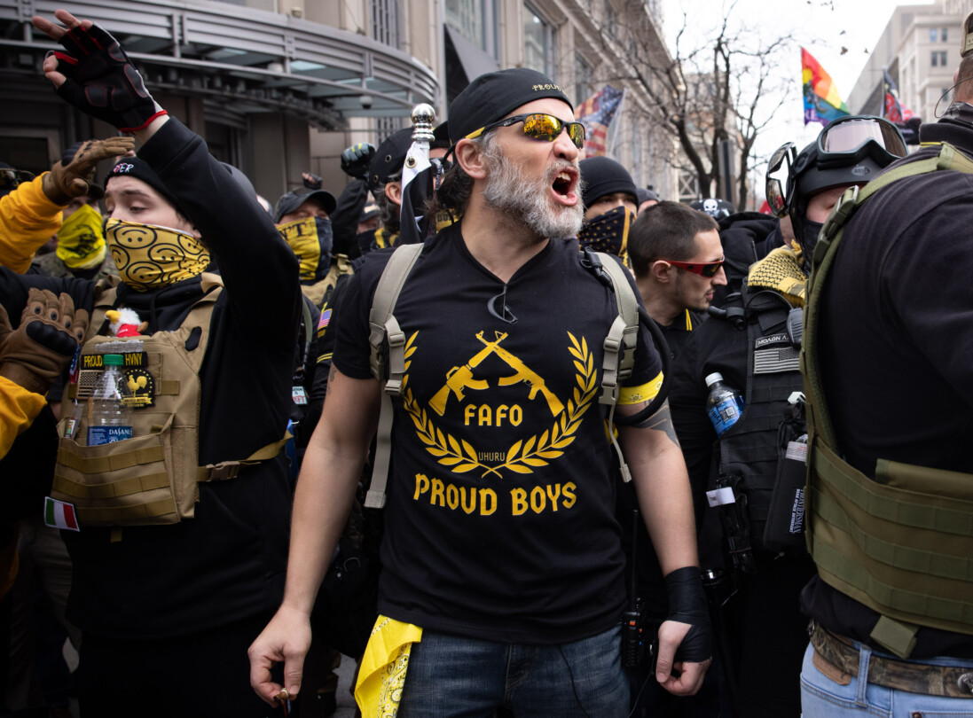 Feloszlatta magát a terrorszervezetté nyilvánított Proud Boys Canada