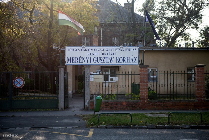 A kórház előtt lincselt meg egy férfit a "kiscsalád" Budapesten