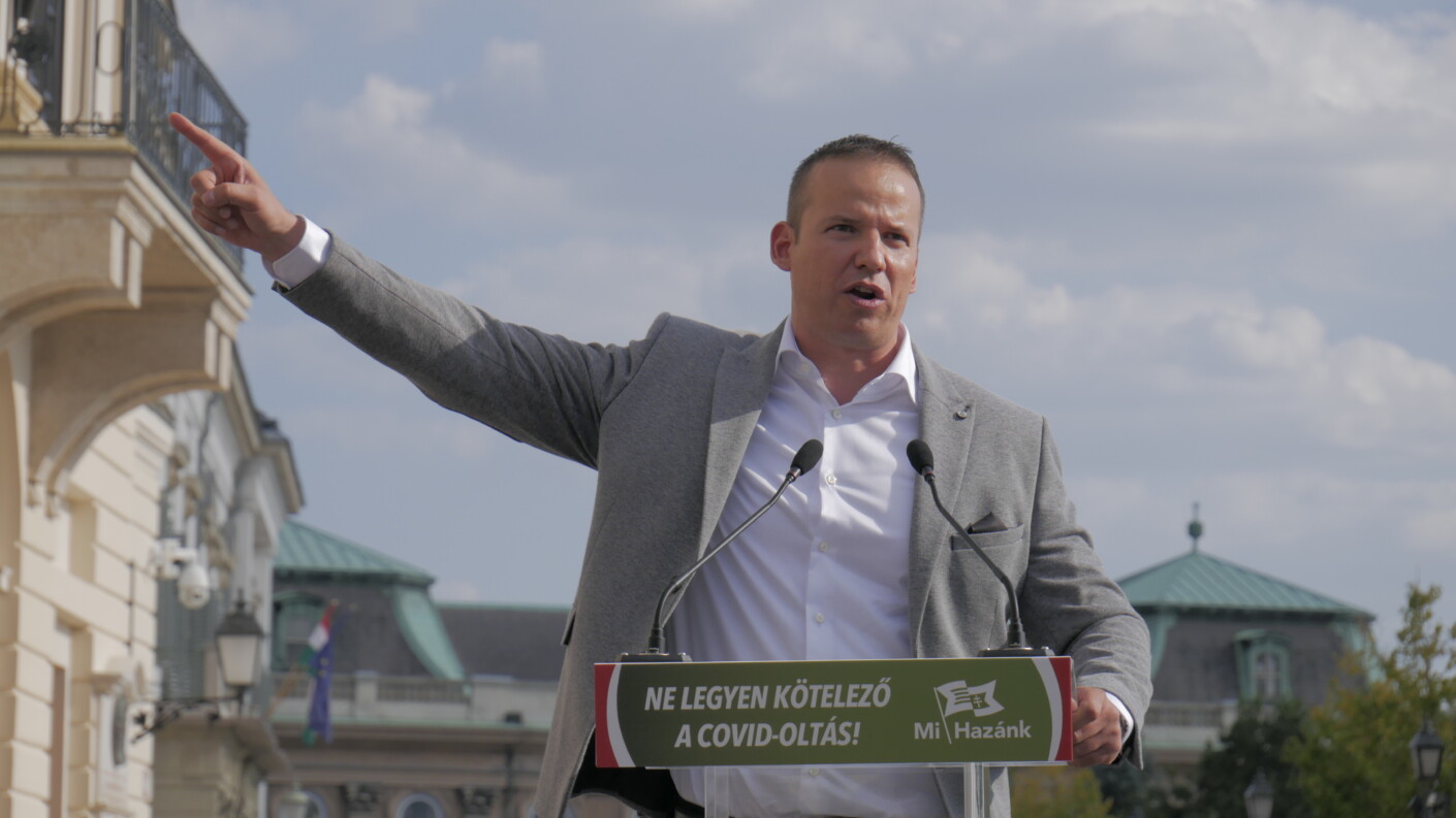 Lemaradt? Itt nézheti vissza Toroczkai László beszédét a Mi Hazánk tüntetésén