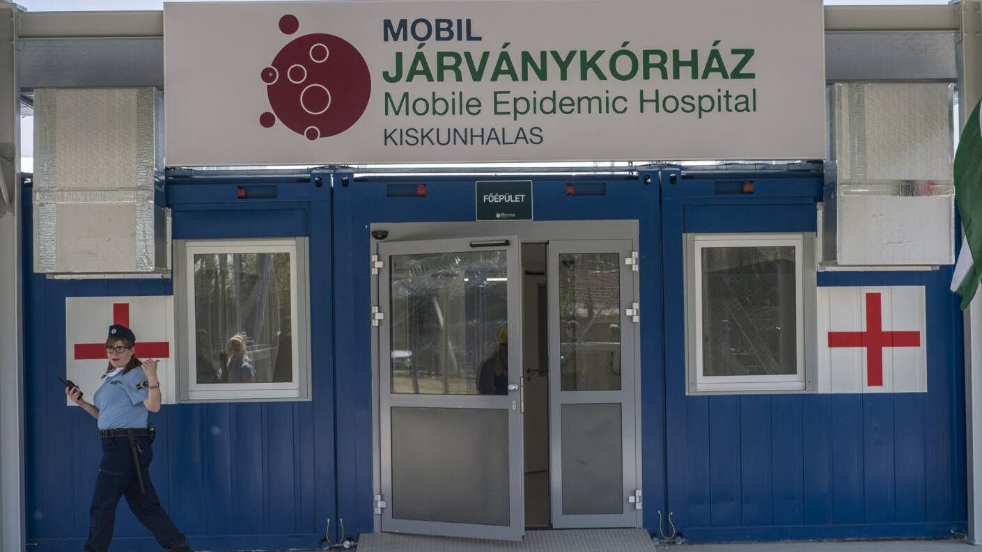 Egy hónap múlva napi tízezer lehet a fertőzésszám Magyarországon