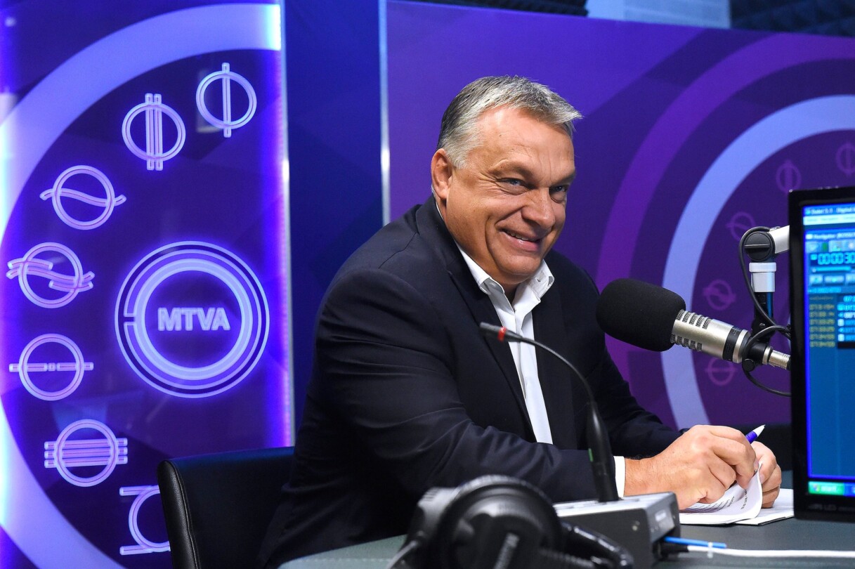 Orbán Viktor: idén az oltás lesz a legnagyobb ajándék