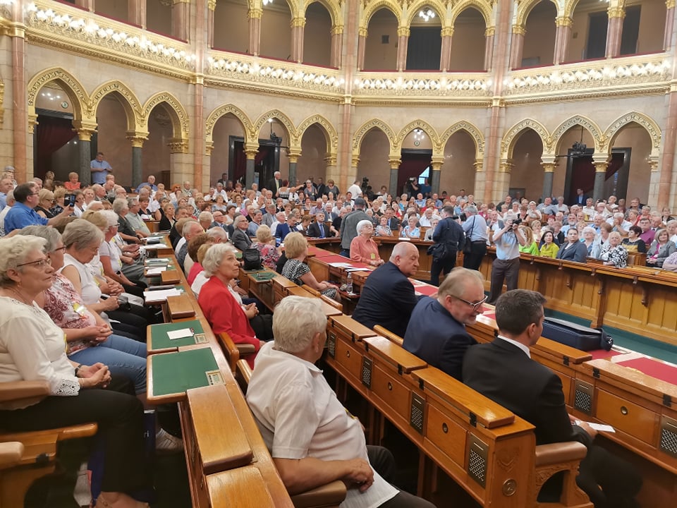 Nyugdíjas parlamenti napot tartottak
