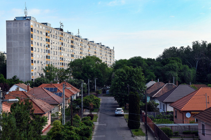 A kormányzati propagandával szemben a valóság: A családok felének emelkedik a rezsiszámlája