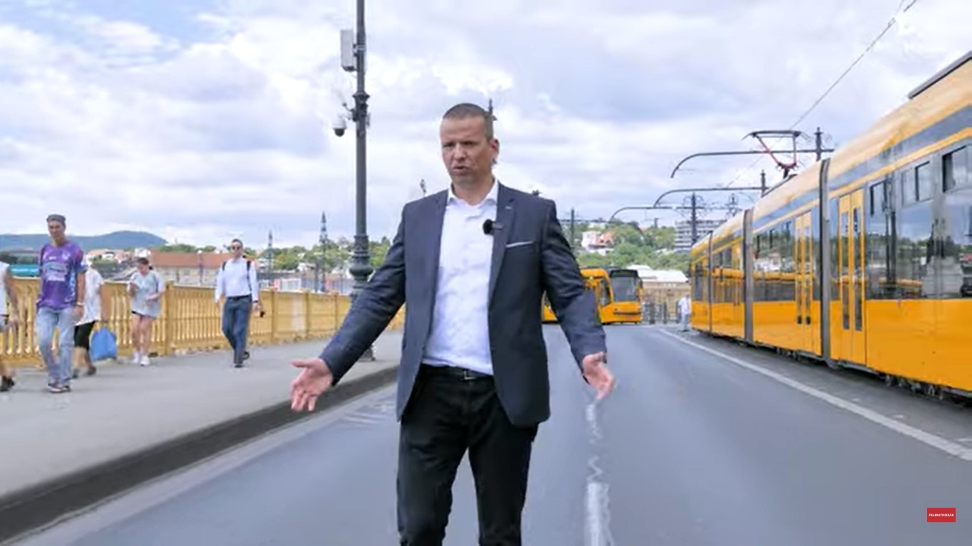 A dolgozók helyett a disznófejű nagyurakat védi a kormány (videó)