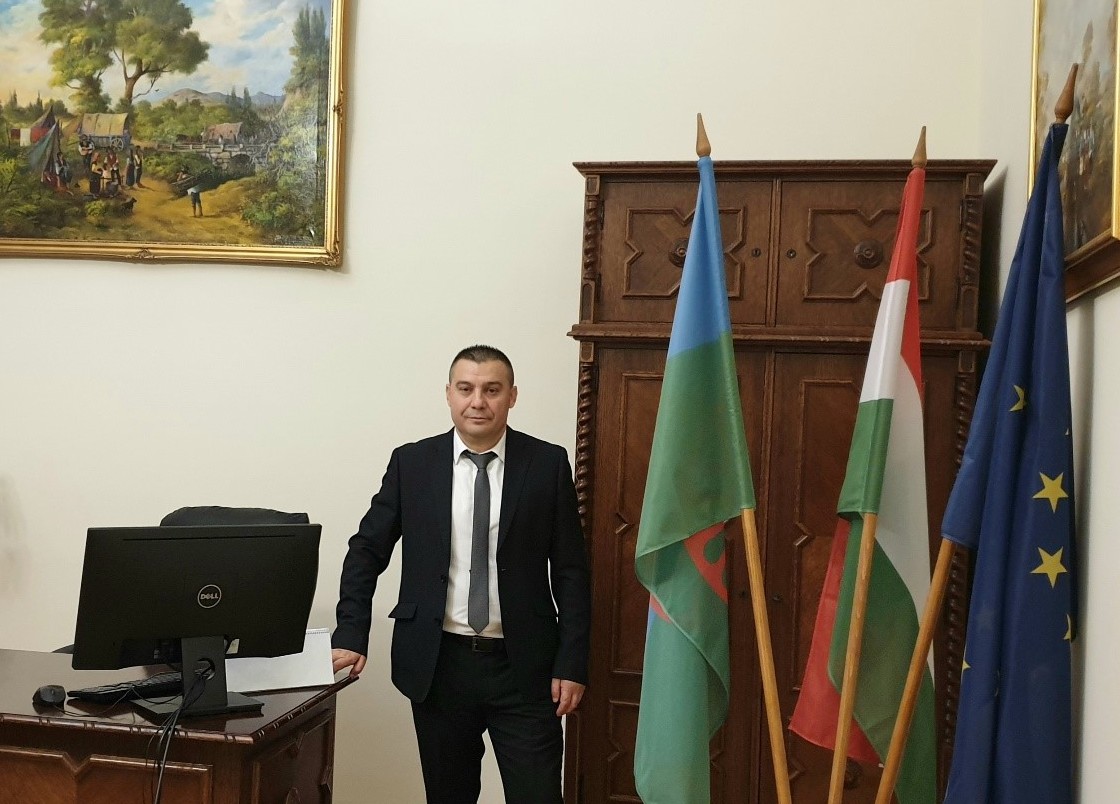 Pénz szűkében a Roma Önkormányzat: követelik az állami támogatások utalását