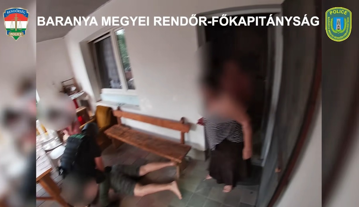 Három évig tartottak fogva egy idős nőt, akit vagyonából is kiforgattak