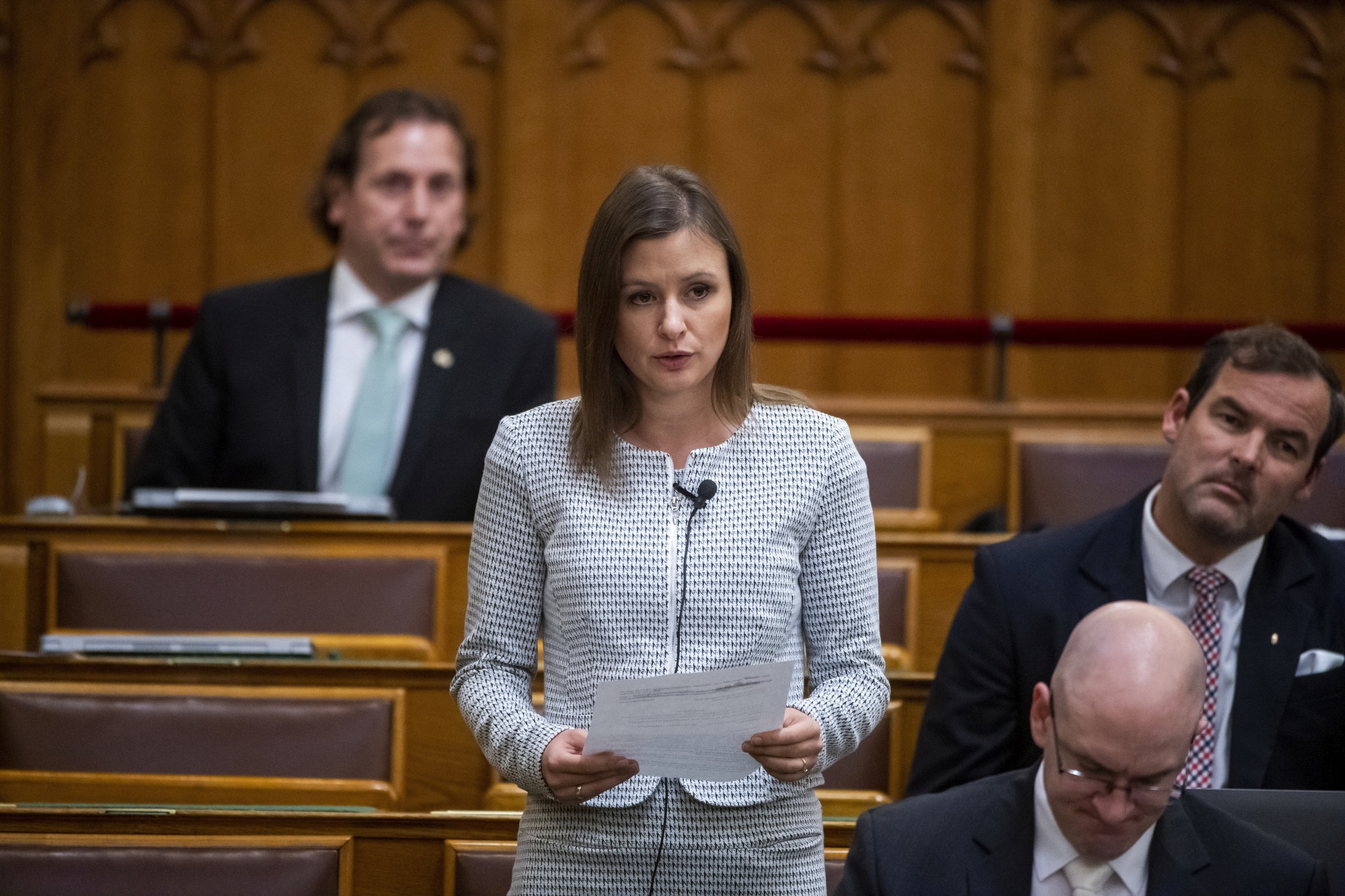 A cigány fiatalok több mint 60%-a szakmát sem szerez