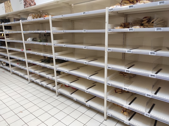 Április 30-ig meghosszabbította a kormány az élelmiszerárstopot