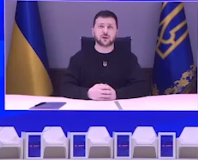 A "háborús bűnösök" elszámoltatását és NATO-bővítést követelt Zelenszkij Davosban