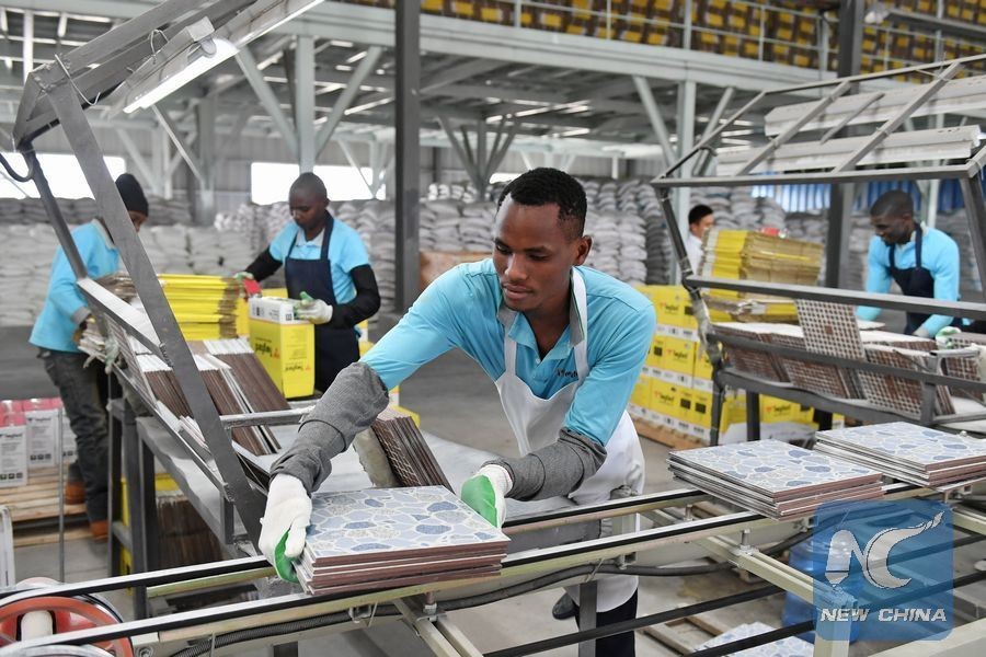 Megjöttek a kenyai vendégmunkások is