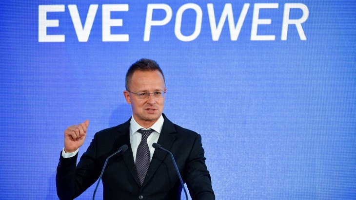 Már a második akkumulátorgyár épülhet Debrecenben, a kínai Eve Power is megkapta az engedélyt