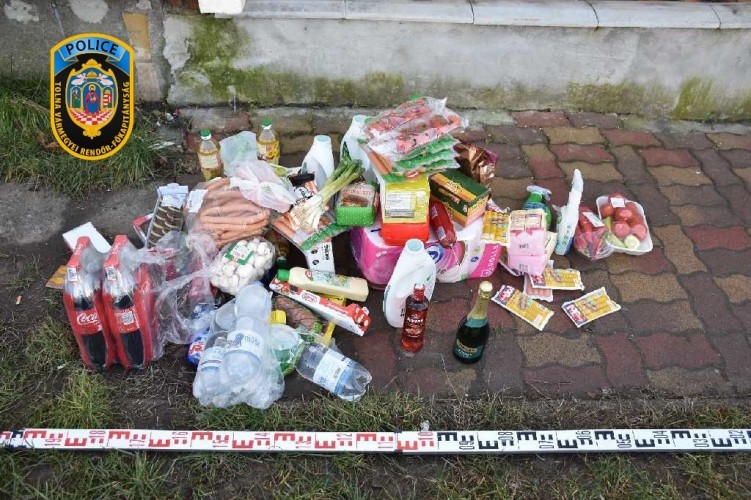 Ingyen szerettek volna bevásárolni