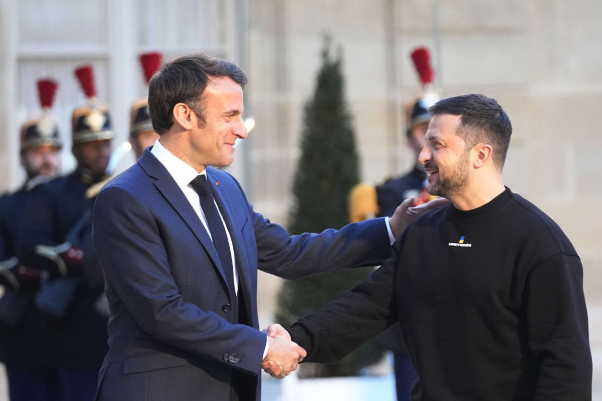 Macron tovább erőltetné a világháború kirobbantását