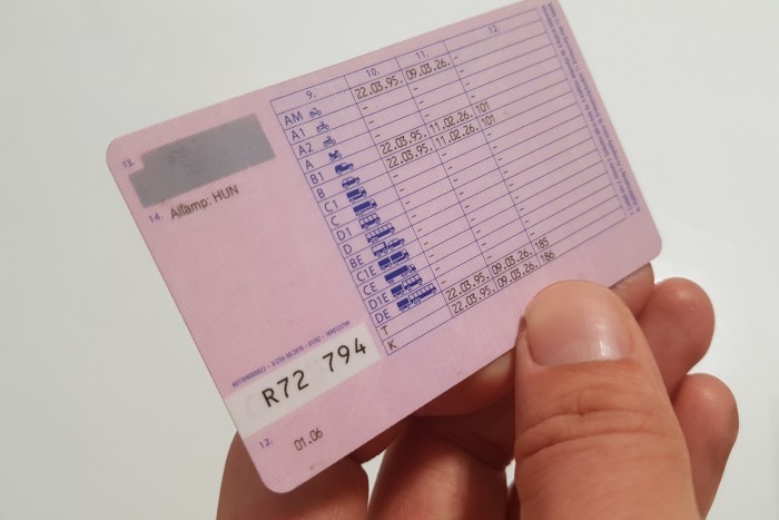 Szeptembertől ingyenes lesz a jogosítvány a középiskolásoknak