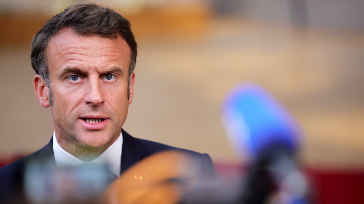 Macron a nukleáris fegyverekről beszélne
