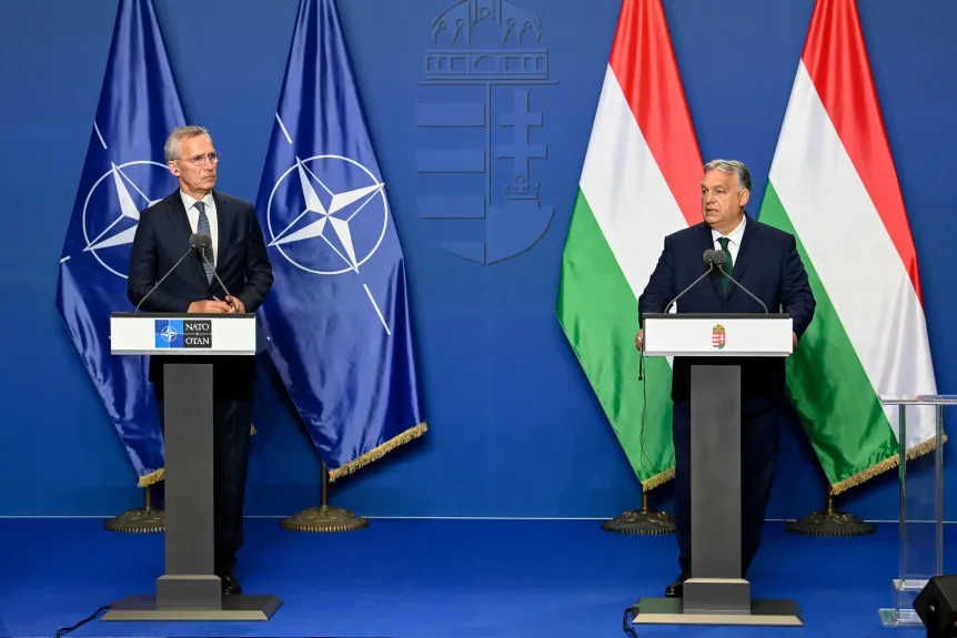 Orbán Viktor: Magyarország nem blokkolja a NATO törekvéseit