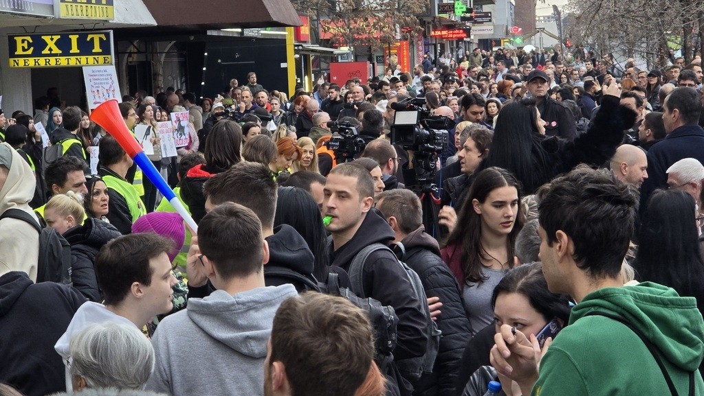 Újvidéken is folynak a tiltakozások