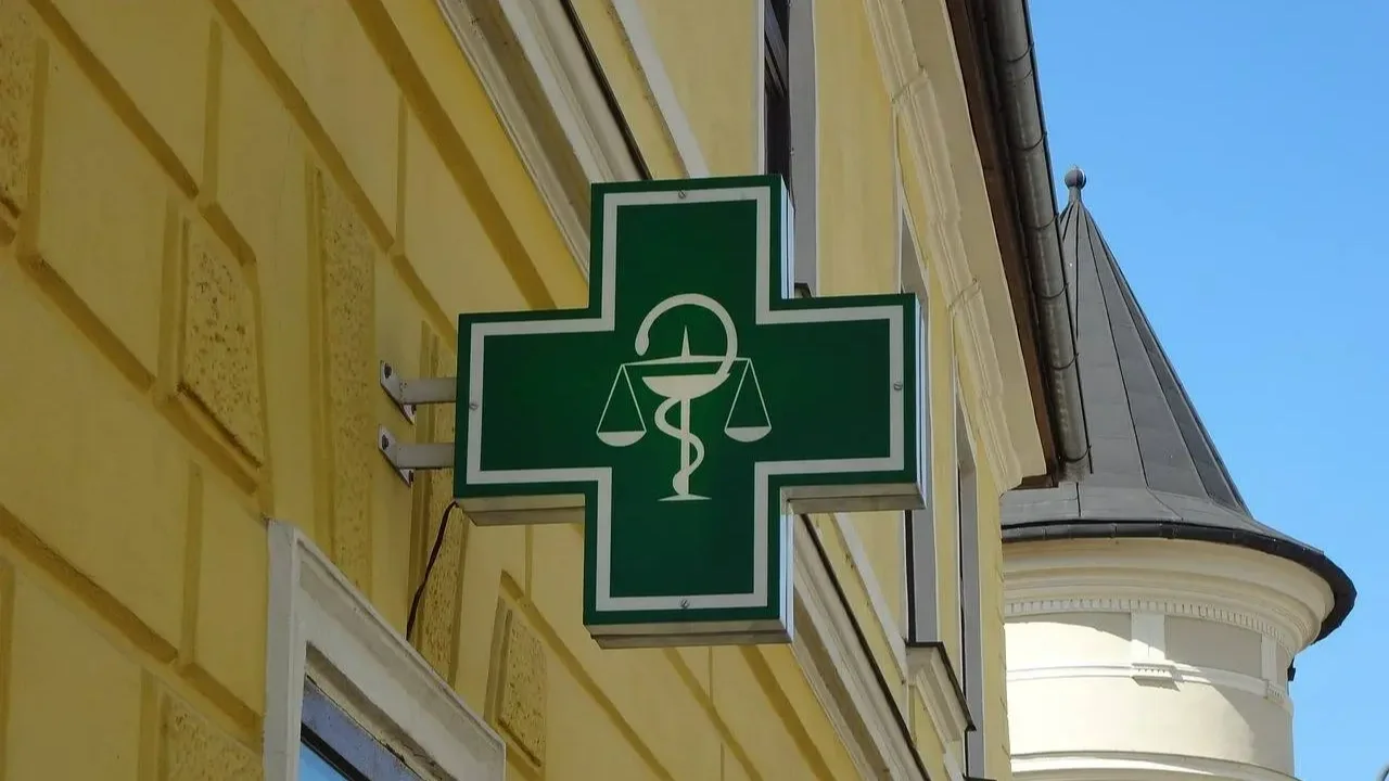 Szép új világ: órákon át akadozott a digitális rendszer a gyógyszertárakban