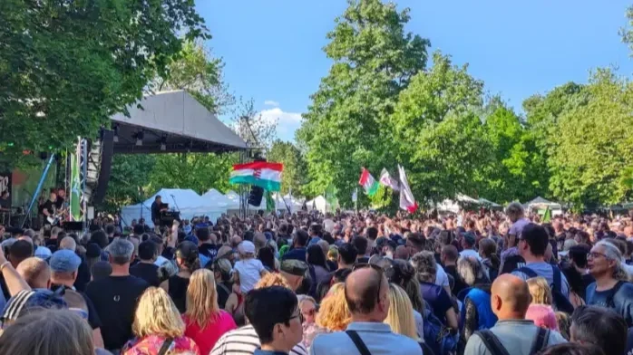 A munka ünnepe (május 1-je) immár a nemzeti oldalé 