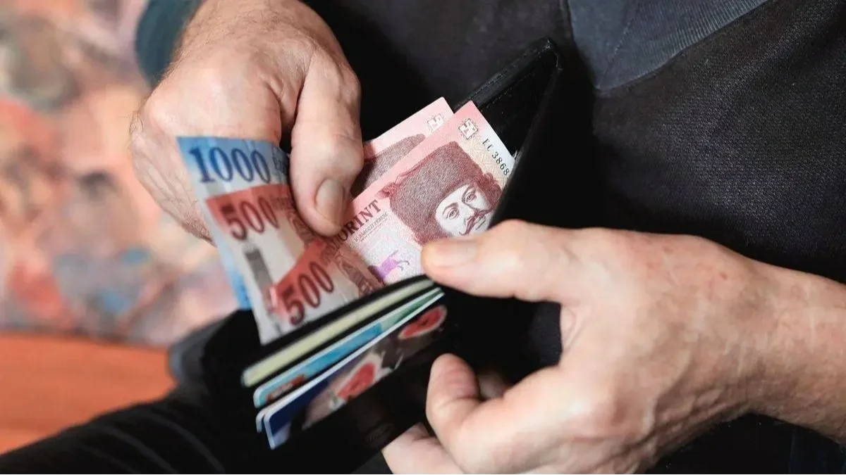 Készpénzhasználattal összefüggő törvényeket szavaztak meg a parlamentben