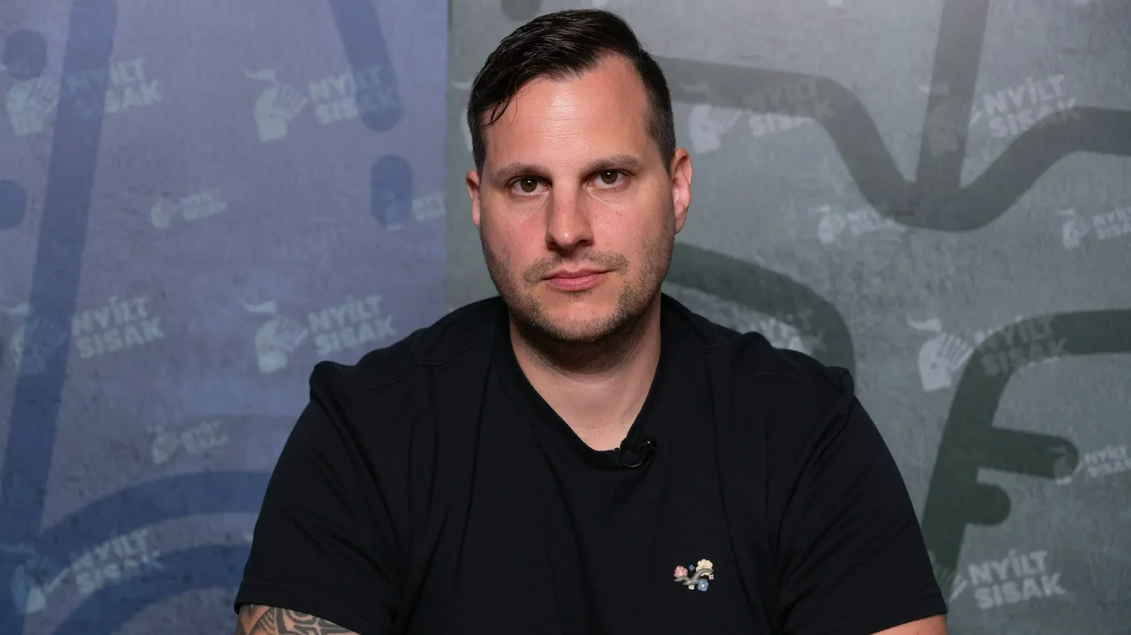 Kristóf Lilla Alida: „Tibi atya” profán „papként” szórja a sötét evangéliumot