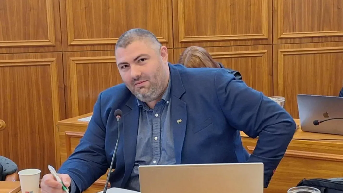 Pécs város gazdálkodása a technikai csőd szélén táncol?
