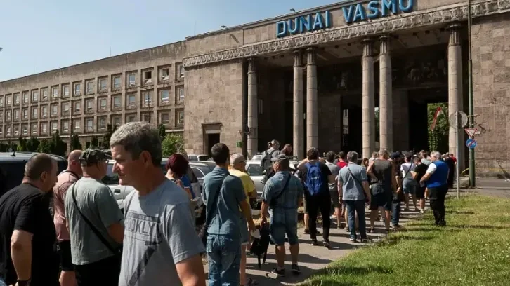 A Mi Hazánk igazságot követel a Dunai Vasmű munkásainak