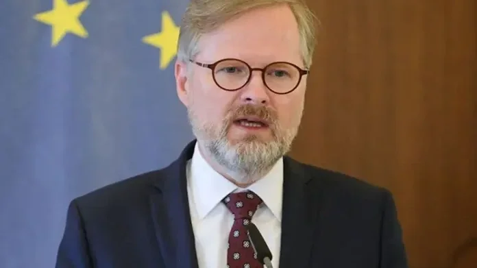 Csehország nem fizeti az Ukrajnának szánt fegyvereket
