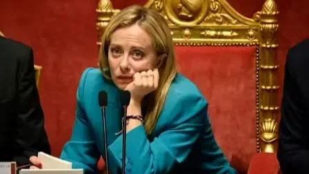 Giorgia Meloni: egy posztfasiszta „antifasiszta” mint a globalisták „trójai kancája”  
