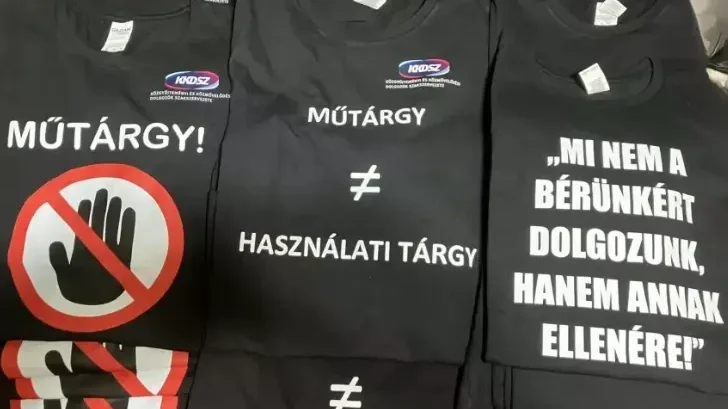 Lázár János az Iparművészeti Múzeumból hozat magának dekorációt a Karmelitába (+VIDEÓ)