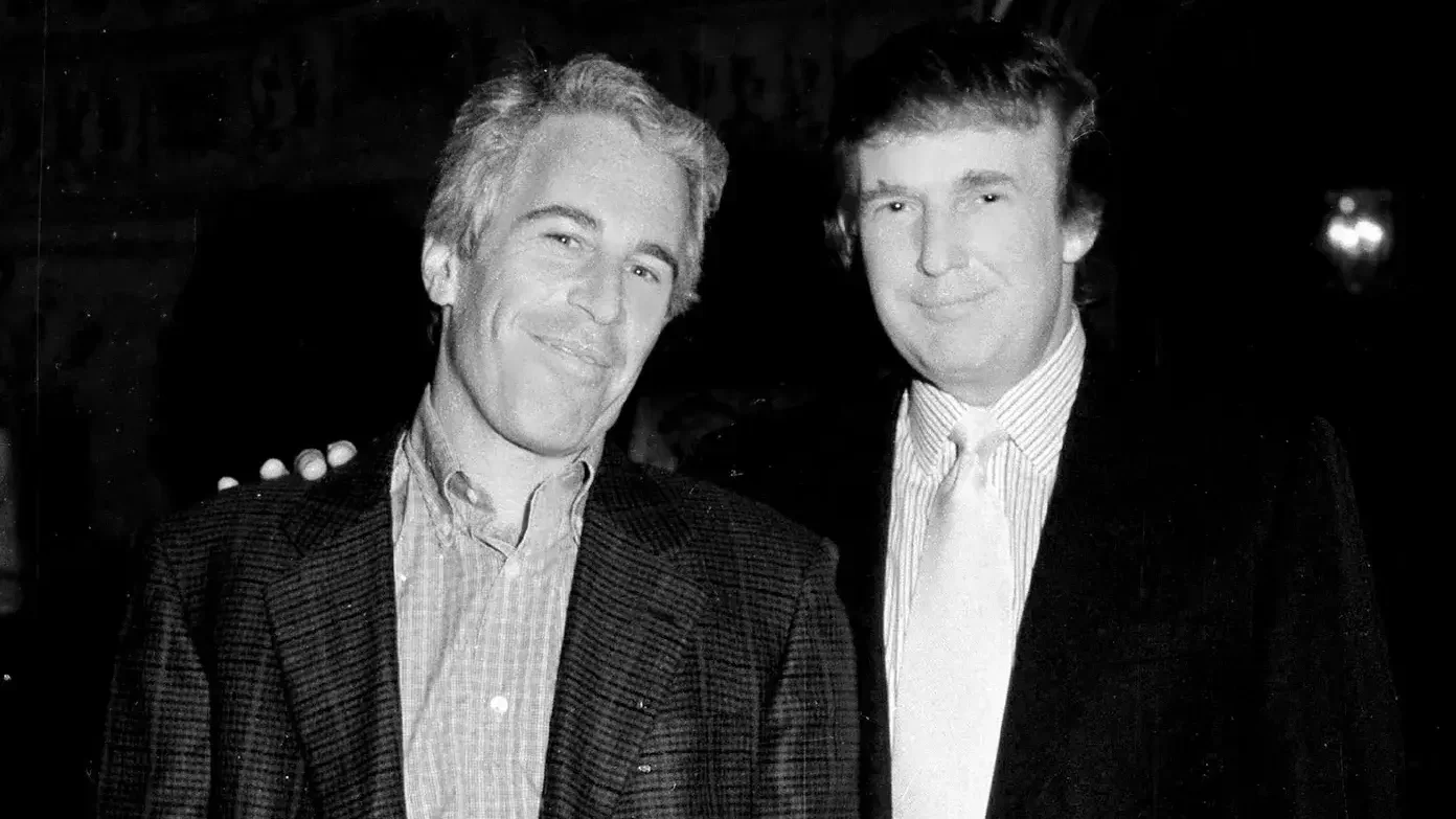 Jeffrey Epstein és Donald Trump Mar-a-Lagóban, Palm Beachen, 1997. Fotó: Davidoff Studios/Getty Images