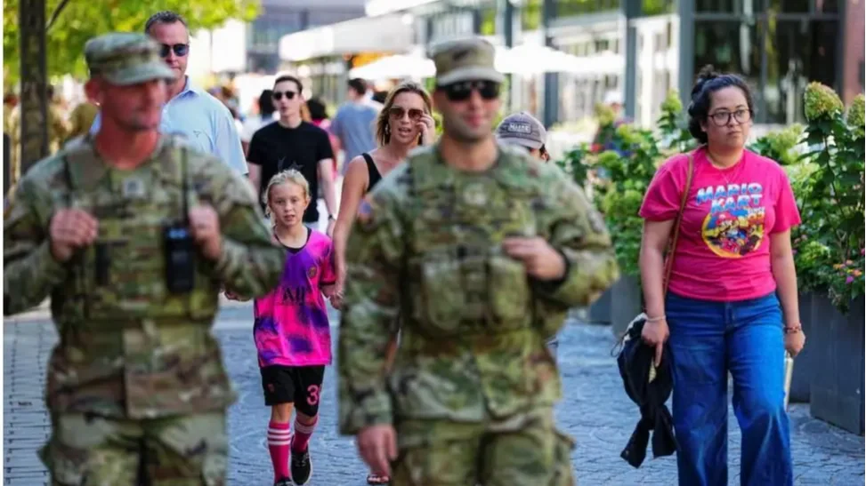 „Fegyverrel járőrözik a Nemzeti Gárda Washingtonban” – szörnyülködik a liberális média