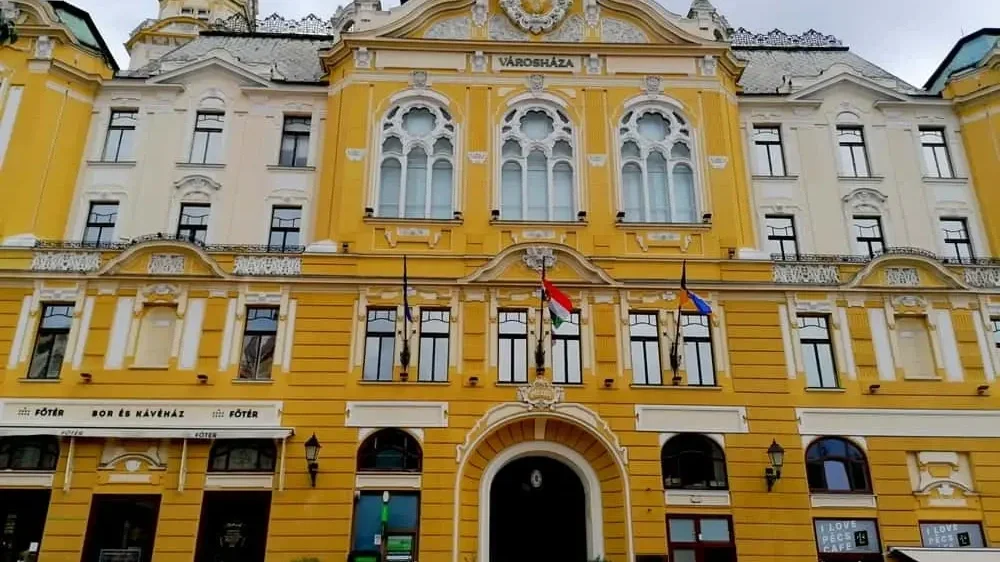 Pécsett drasztikusan emelkednek a közszolgáltatások díjai