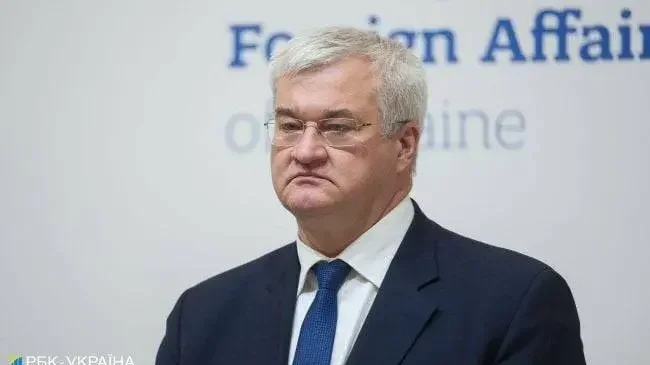 Ukrajna kitiltott három magas rangú magyar katonatisztet