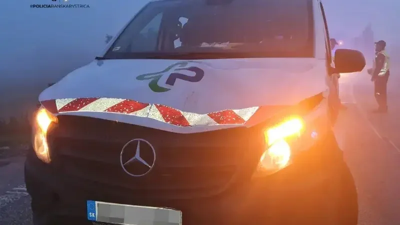 Szlovák mentőautó gázolt halálra egy magyar gyalogost Tornalján