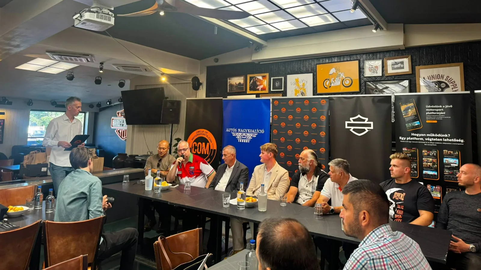 Budapesten mutatták be a világ első motorsport közösségi platformját