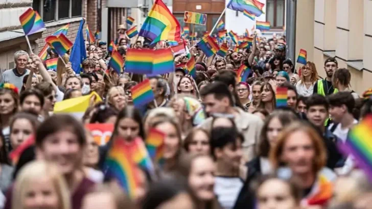 Fotó a pécsi "Pride"-ról, kép: Merész Márton