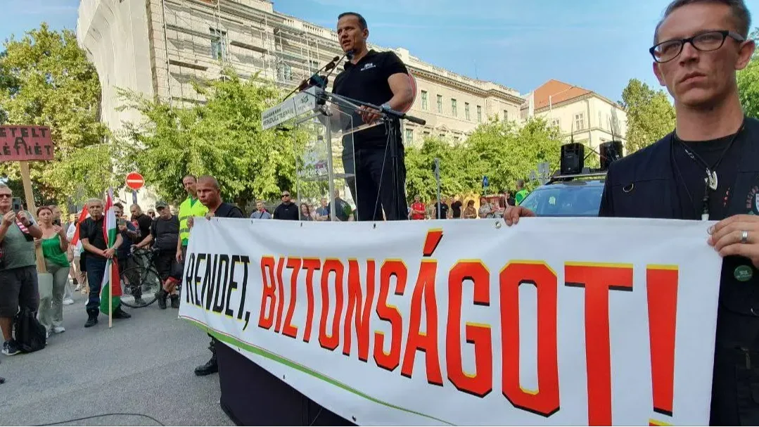 Toroczkai László Szolnokon: „A bűnözőknek rettegniük kell egy mi hazánkos kormánytól!”