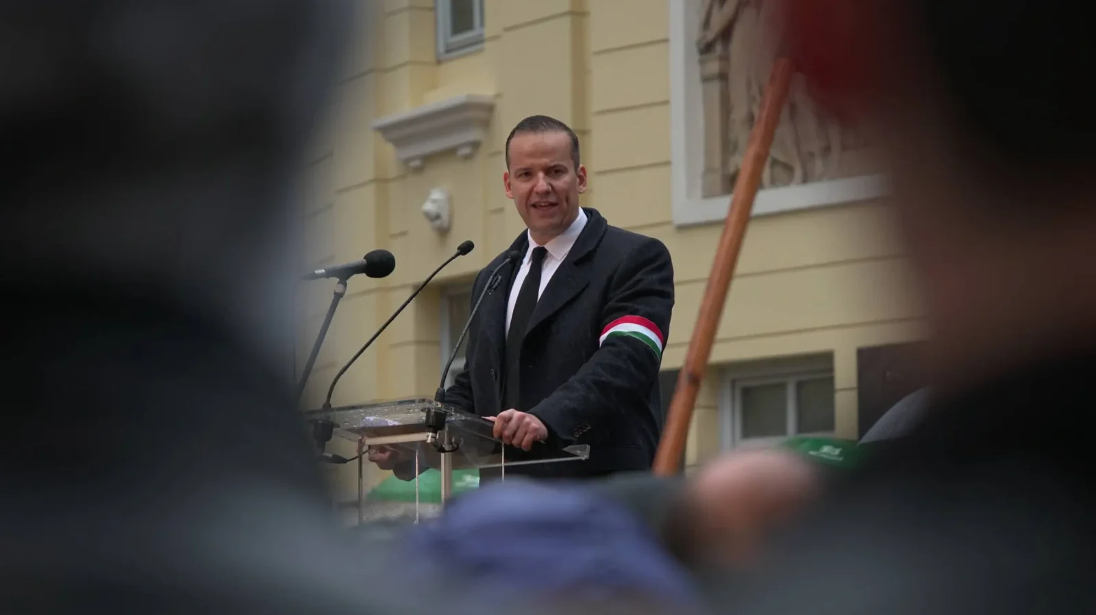 Toroczkai László válasza után Magyar Péter térfelén pattog a labda