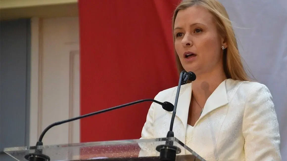 Példamutatás: lemond a mentelmi jogáról és bíróság elé áll Dúró Dóra