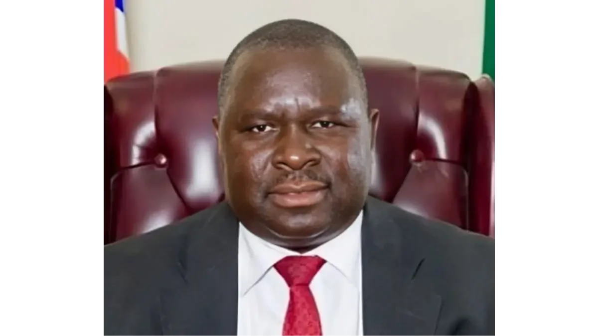 Adolf Hitler Uunona, a SWAPO párt jelöltje az Ompundja régióban